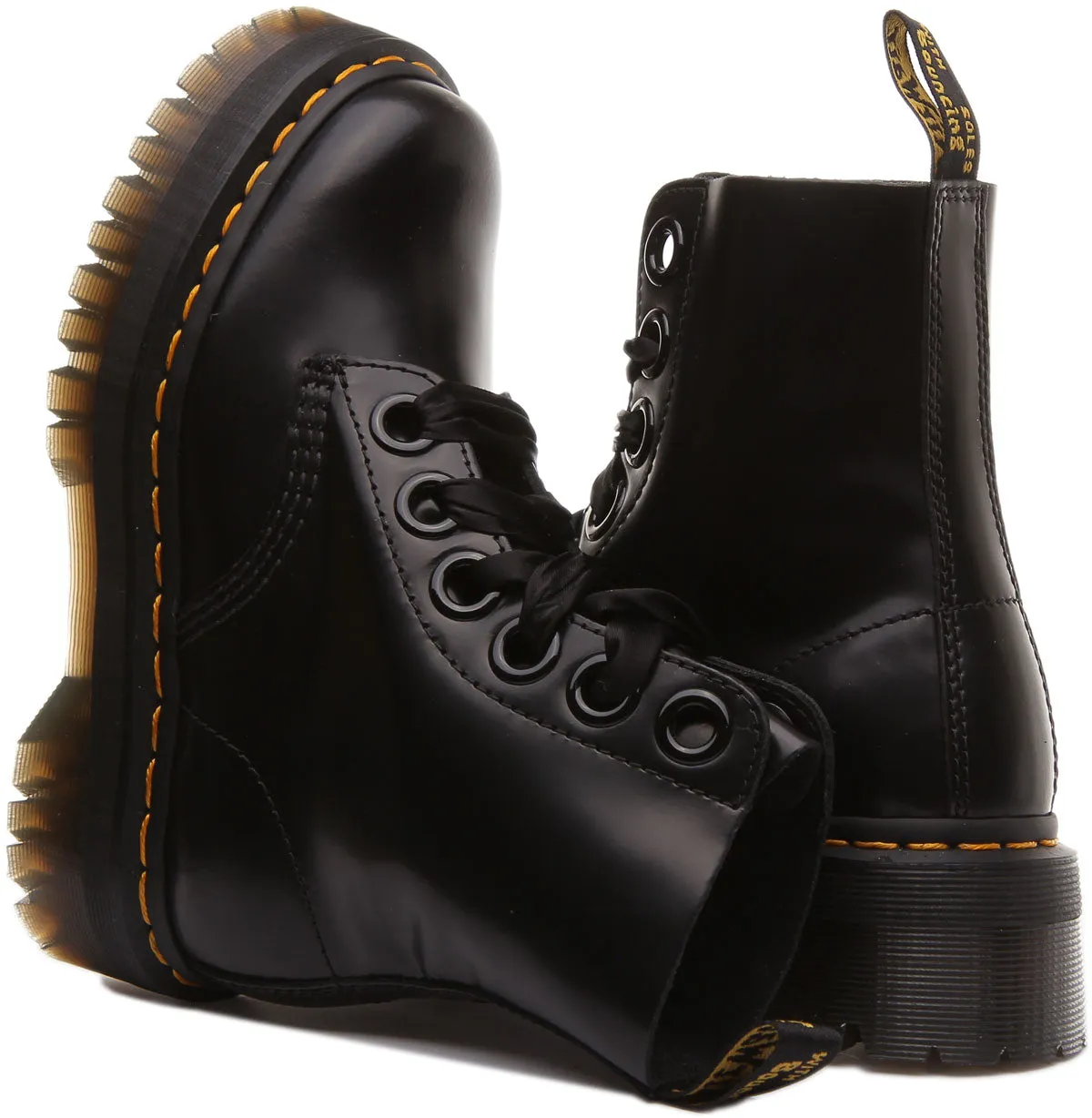 Dr Martens Molly In Black