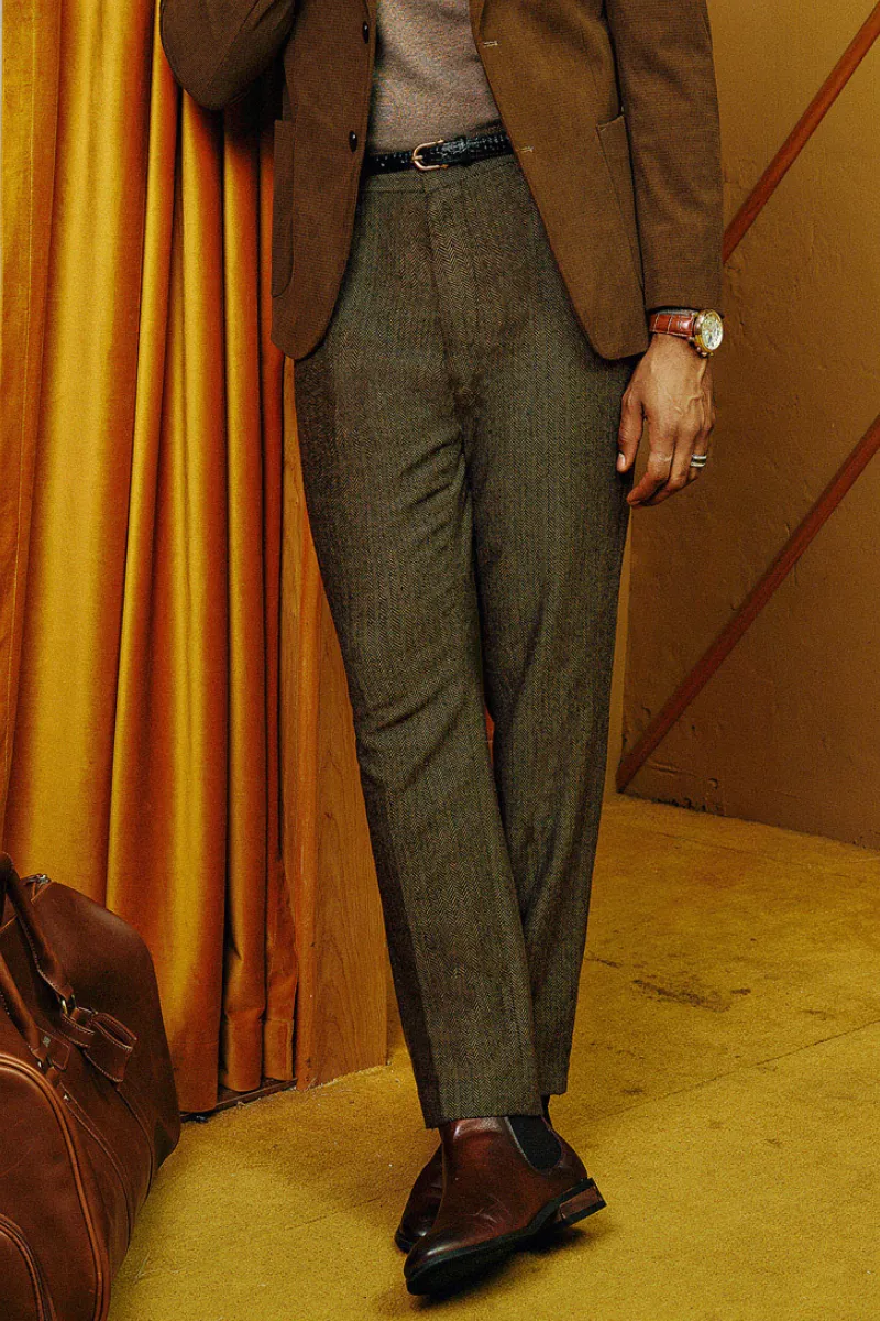 Men Regular Fit Pants Casual Multi-Pocket Herringbone Textured Trousers