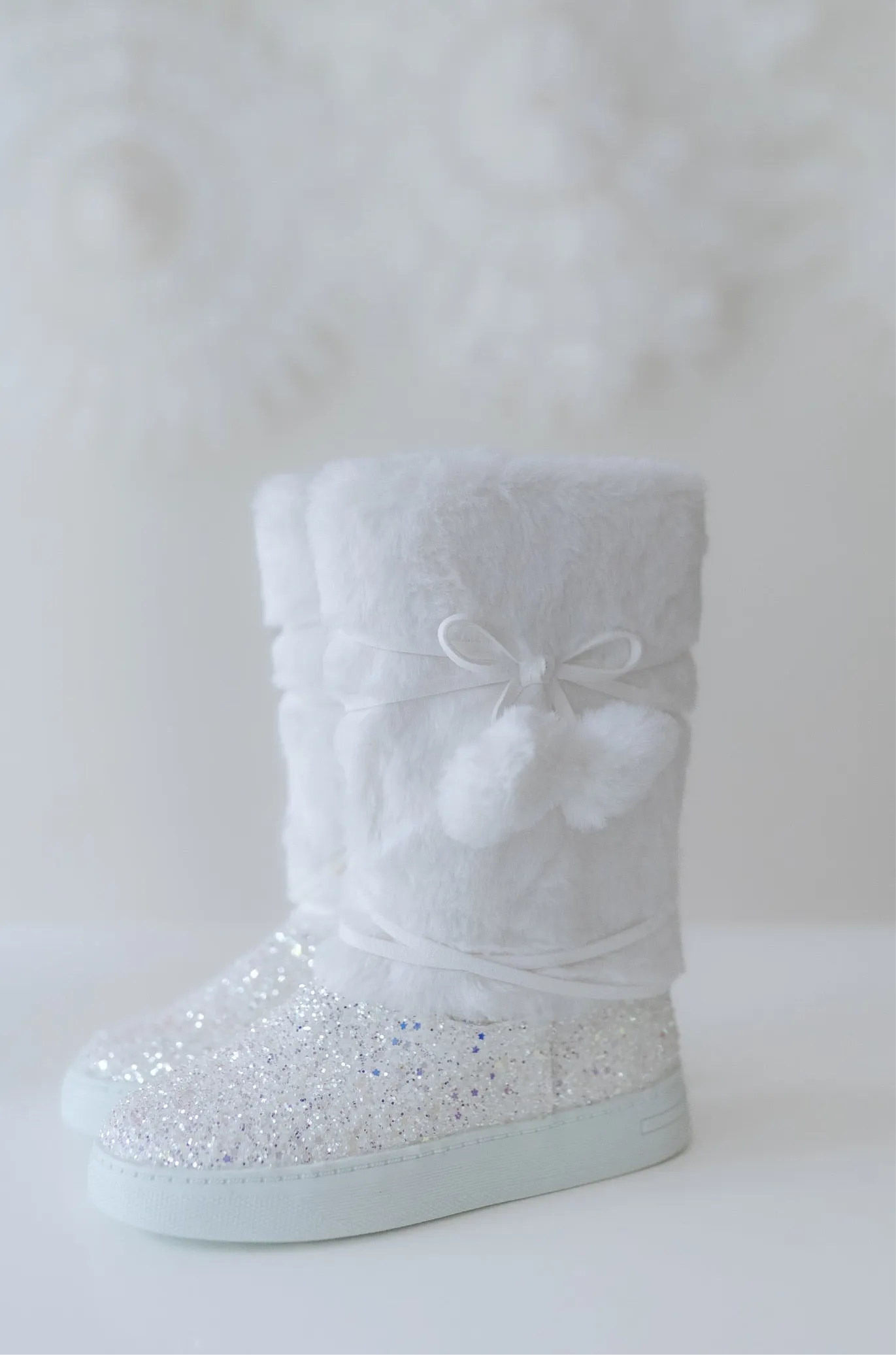 Snowy Stardust Snow Boots (*Runs small, size up)