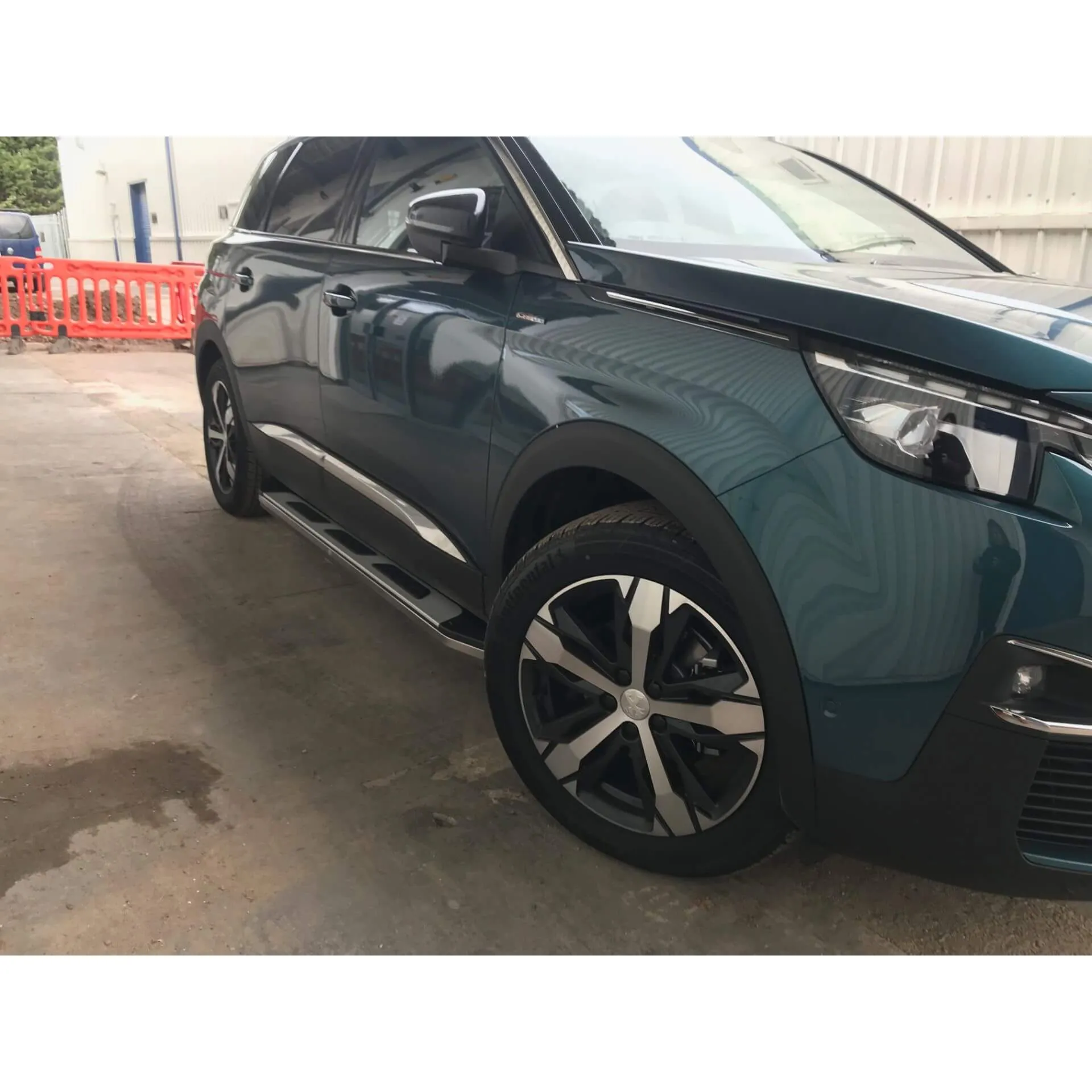 Suburban Side Steps Running Boards for Peugeot 5008 2017 
