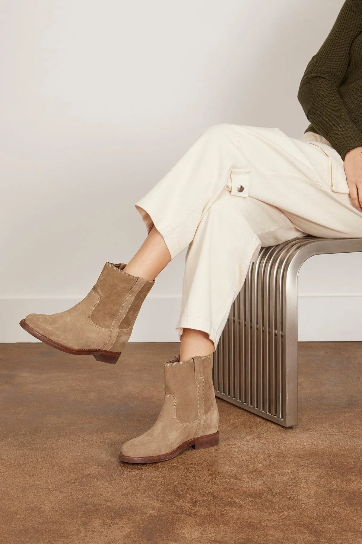 Susee Boot in Taupe