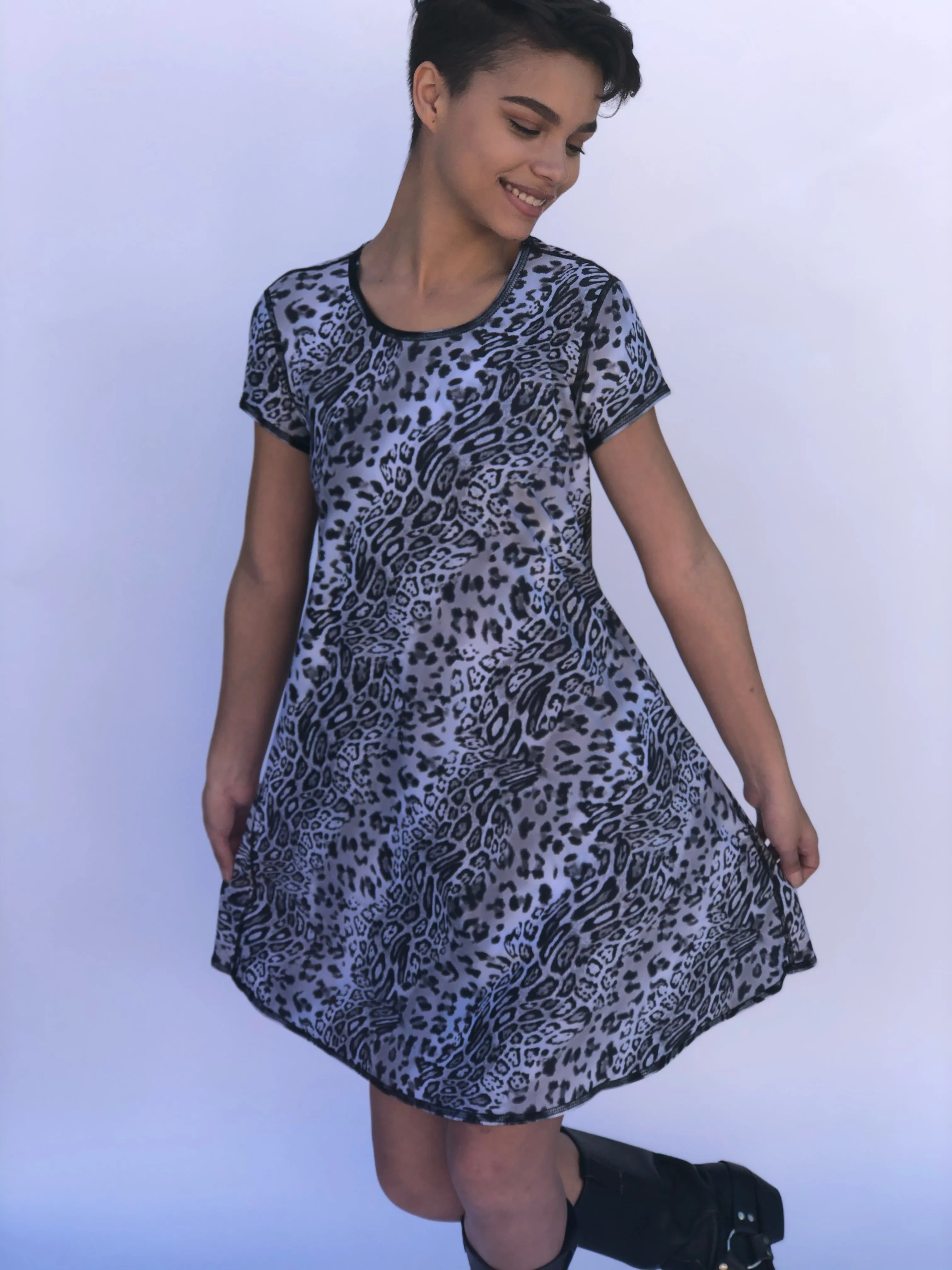 SWING DRESS WHITE TIGER/SNOW LEOPARD